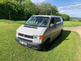 VW T4 2.5i Syncro 9 míst 85kw