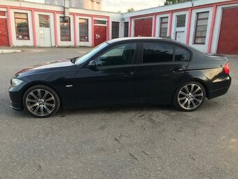 BMW 320D e90