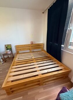 Postel z palet 180x200 cm