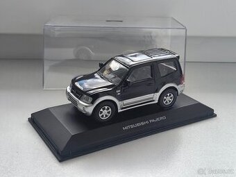 Model auta Mitsubishi Pajero, Automaxx 1:43 - 1