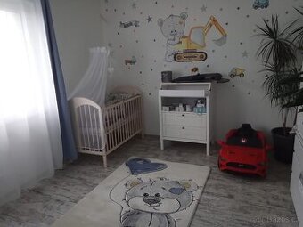 Ikea přebalovací pult a postylka