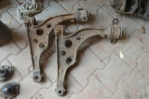 Peugeot Boxer 2,5 tdi r.v. 99 , spodní ramena etc. DJ5TED