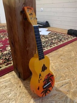 Mahalo Ukulele - 1