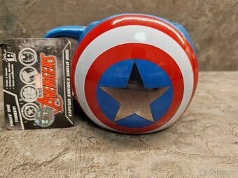 Nový hrnek captain america