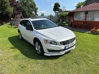 VOLVO V60 CROSS COUNRY 2.5T, 187 Kw, 5VÁLEC, LPG, AUTOMAT