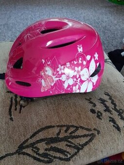 Dívčí cyklistická přilba S