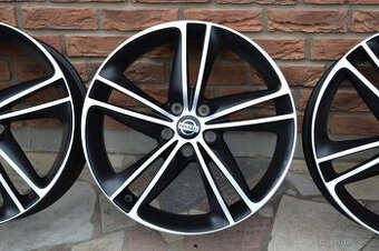 5×114,3 R19 Hliníkové disky Originál Nissan Qashqai