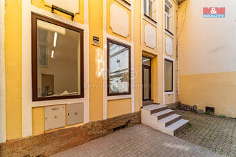 Pronájem obchod a služby,76 m², Mariánské Lázně,Hlavní třída