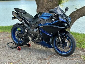 Yamaha YZF-R1 RN22