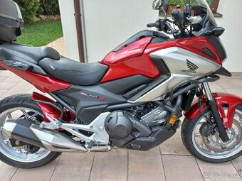 Prodám Honda NC 750X DCT, automat
