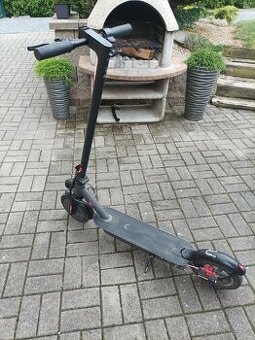 Elektrická koloběžka GOGEN VOYAGER PRO S701