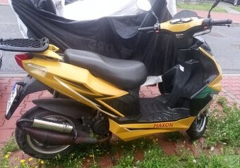 Maxon Forcer 50 skutr
