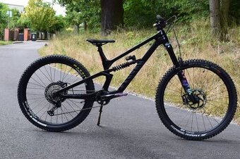 Canyon Torque CF 8 – Enduro/Freeride kolo (mullet), vel. L