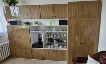 Sestava skříní - za odvoz