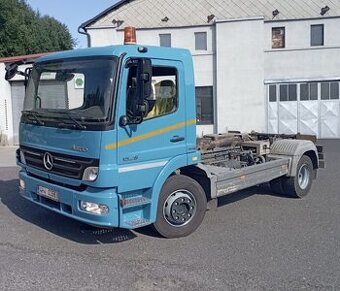 Mercedes Benz Atego 1526