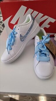 Nike Court royale 2 nn  40eu
