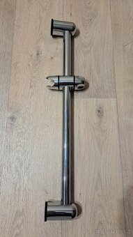 držák sprchy do koupelny