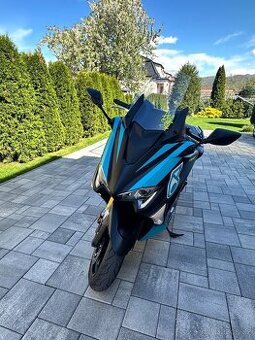 Yamaha T-Max 530DX akrapovic