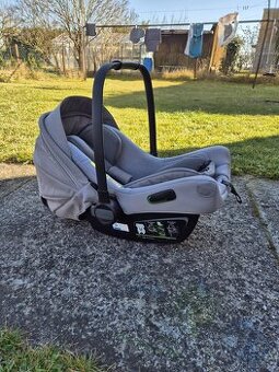 Autosedacka Nuna Pipa Next