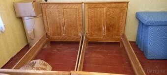 Starožitný  nábytek