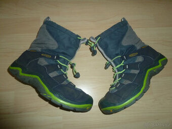 Zimní sněhule Keen vel. 37