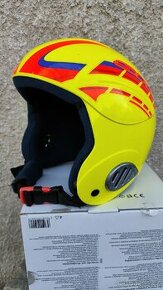 Dětská lyžařská helma