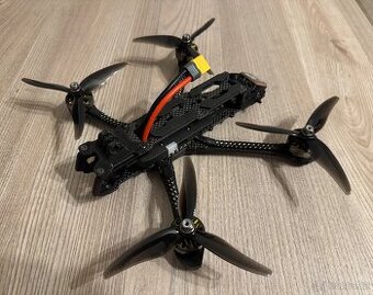 5” FPV dron bez kamery a VTX