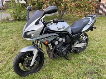 Yamaha FZS 600 Fazer (facelift)