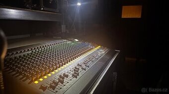 Mix.pult Yamaha MGP32X+Case Yamaha+lampička