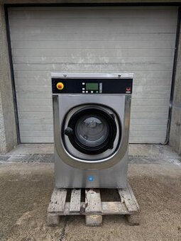 Zánovní profesionální průmyslová pračka IPSO IY65 až na 8kg