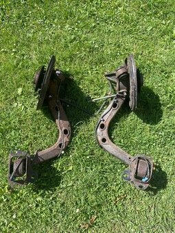 E46 325i zadní podélné ramena