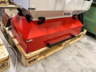 Kryt pracovniho prostoru na frezku TOS FN20