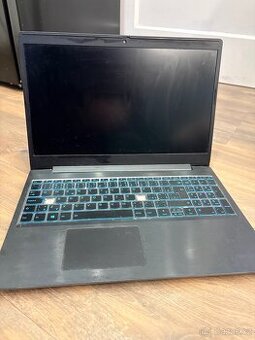 herní počítač lenovo