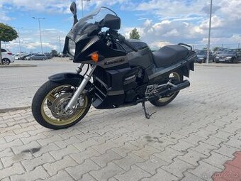 Prodám Kawasaki Gpz 900 r
