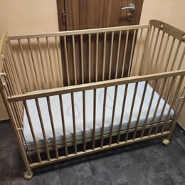 Prodám děts. postýlku 60x120cm Scarlett s koleč. vč. matrace