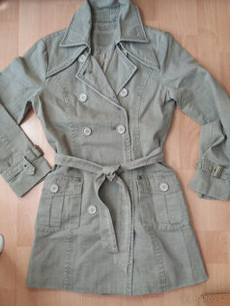 KABÁTEK DÁMSKÝ S PÁSKEM