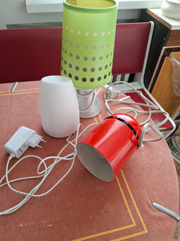 Prodám stolní lampičky,stínidla,nový lustr