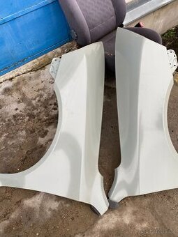 škoda octavia 2 předni blatniky.