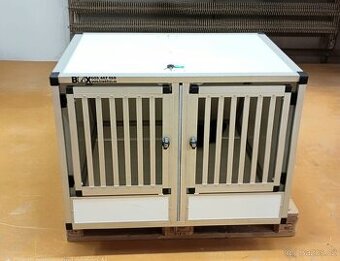 Box4Dogs přepravní klec do auta
