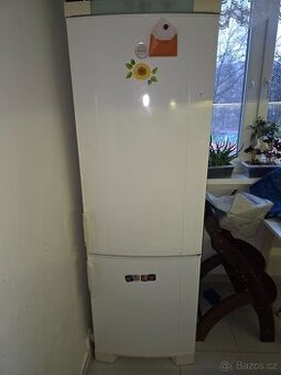 Lednice ELECTROLUX - dva kompresory