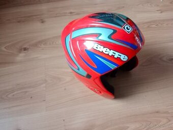 Lyžařská přilba 58/59 L