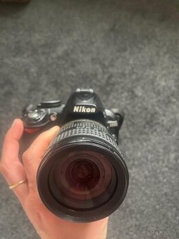 Nikon 3100 za 3.300,- Kč