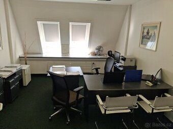 Pronájem Kanceláře - 1