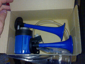 Prodám značkové klaksony FIAMM CST/2