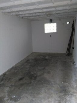 Nájem zděné garáže Hradec Králové