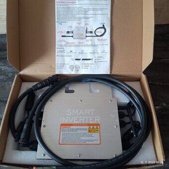 Solarni balkonovy stridac 590W TOP