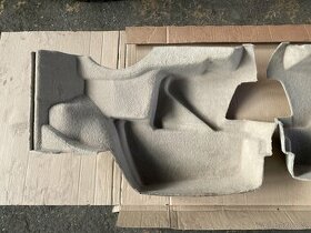 KOUPÍM interiér kufru na W124