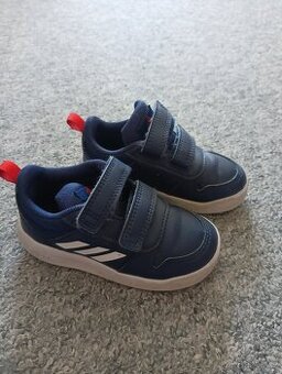 Boty Adidas, velikost 22