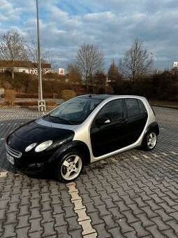 Prodam dily na Smart Forfour a Mitsubishi Colt