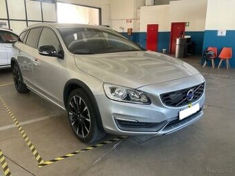 Volvo V60 Cross Country AWD—D4 2.4 140kw—AUTOMAT—2015–